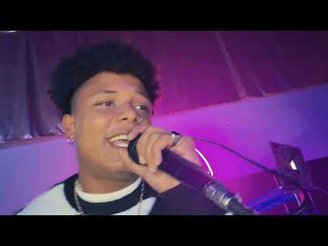 KALIDO TIME  - UNA LLAMADA (EN VIVO)