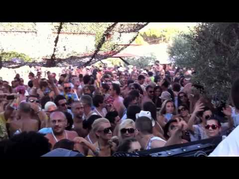 Timmy Regisford @ Rome pool party 2011 for IPM... pt 3