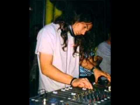 Ricky Le Roy - Mario Più & Franchino live @ Canniccia 18/8/2002 [Happy Bday Mario] parte 4