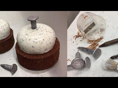 chocolate nail decoration | Sablé cacao & brownie, vanilla mousse,