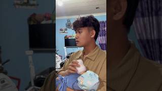 Download lagu Husband takes care of wife and children while playing #dikha2002 mp3