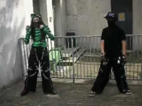 Atomic und Helldancer dance industrial