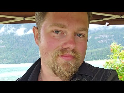 Noah DC Brown is live!