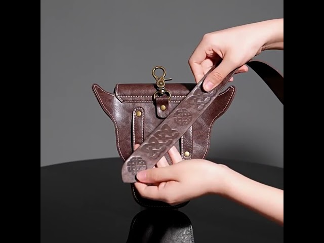 Vídeo relacionado con Cinturón Medieval con Retro Riñonera, 5 piezas Riñonera Renacentista Riñonera incluye cinturón, vaina de espada, 2 muñequeras y riñonera, Juego de Riñonera Medieval, para Caballeros Renacentistas