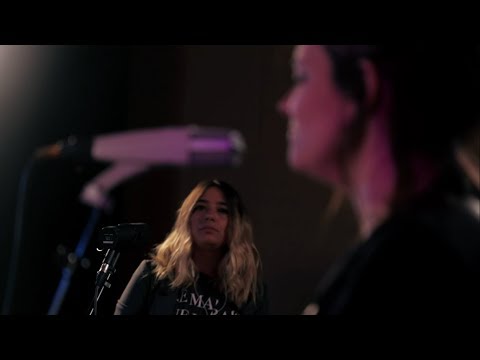 Mäbu & Adriana Moragues - Nunca