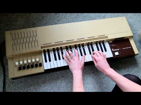 Bontempi Electric Chord Organ 60s image 9