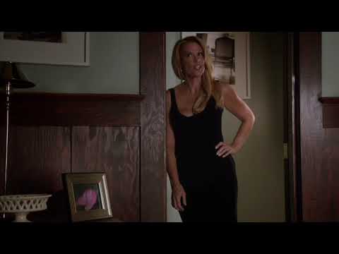 Searching in the past Part 1 | The flash | 1x13 (HD)