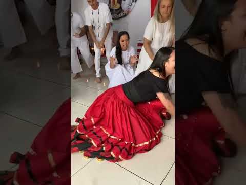 Chegada de Pombagira Maria Padilha #pombagira #umbanda #candomblé #pombagiramenina
