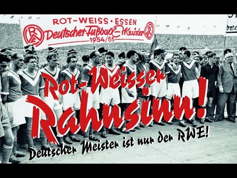 Rot Weiss Essen vs SF Siegen - 18.04.15 - Nach dem Abpfiff