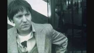 Elliott Smith - Everything Reminds Me Of Her