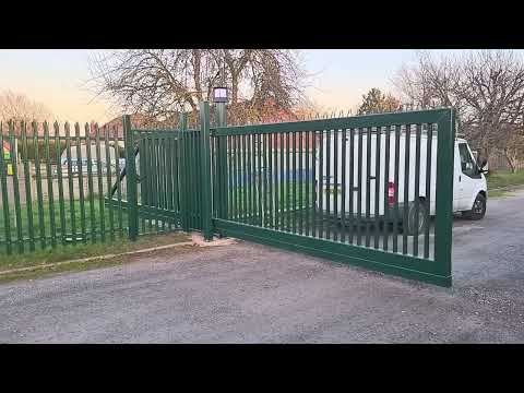 26ft Massive cantilever gate