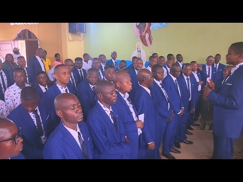 NOËL  AVEC LA CHORALE VOCAL MAJOR DE MAMAN YA LUZINGU/BOMA MBANGU RDC KONGO CENTRAL