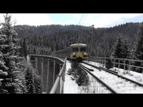 Tren R5704 Ilva Mica - Suceava trece peste viaductul Larion - 08.01.2016