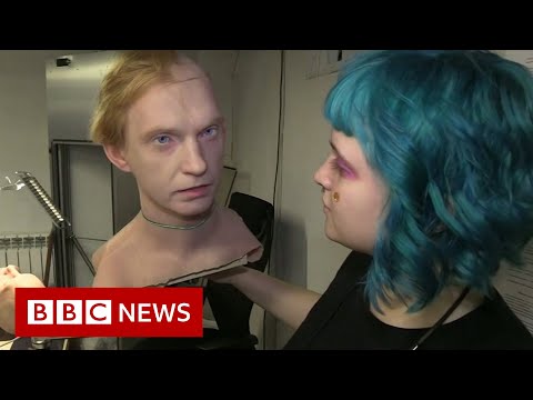 吸引人的 "機器人設計，使用現實中的人類屬性 - BBC News ('Attractive' robots designed using realistic human attributes - BBC News)