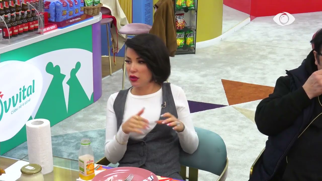 “Ti nuk pastron as pjatën tënde”/Roza-Julit: Nisi ndryshimet nga vetja, mos prit…