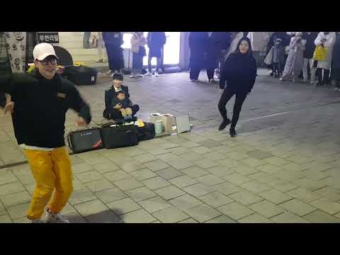 20221227 194417 #Kagawa Yu & 김효진 & 강신화# NewJeans - Attention