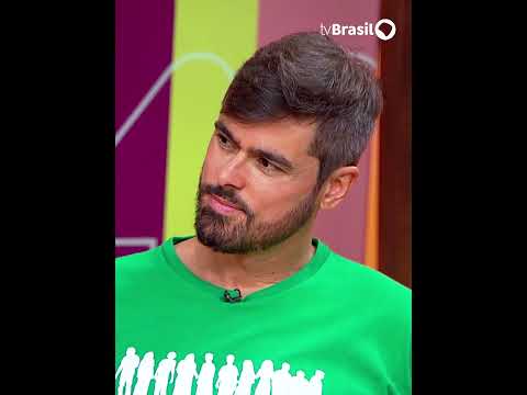 O escritor Fabricio Carpinejar compartilha as emoções de fazer uma peça de teatro com o pai