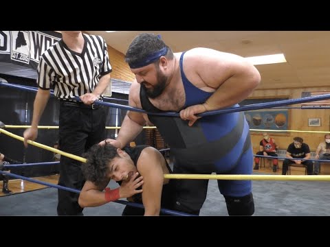 Eric Johnson vs. Elijah Six - Limitless Wrestling (The Road)