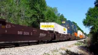 preview picture of video 'CSX #117 and #3095 Eastbound through Bogart, GA with Doublestack Intermodal'
