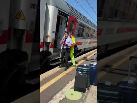 Trenitalia InterCity 510 Salerno -Torino porta Nuova stazione Civitavecchia