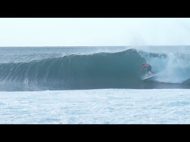 SURFING PIPELINE w/ JAMIE OBRIEN