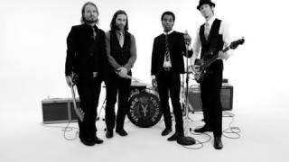 Vintage Trouble - &quot;Nobody Told Me&quot; (Official Music Video)