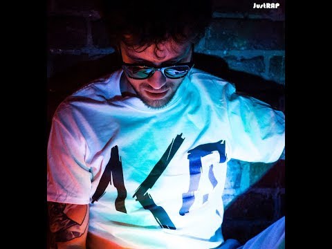 Video thumbnail for Тиктоник (Tecktonik)