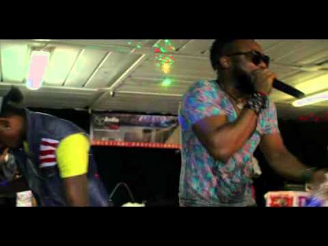 TTY PERFORMING AMORE MIO  LIVE @KHALTORIOUSE GALLERY