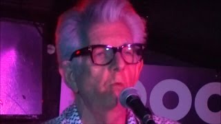 "What's So Funny..." Nick Lowe & Los Straitjackets - BCN 2016