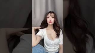 巨乳、谷間、ほくろ#shorts 　♯299