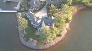 preview picture of video 'Lake Wylie, The Gem of Charlotte in both NC and SC, Info, Real Estate & More'