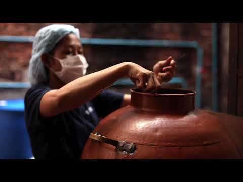 MAKING SAMAI KAMPOT PEPPER RUM