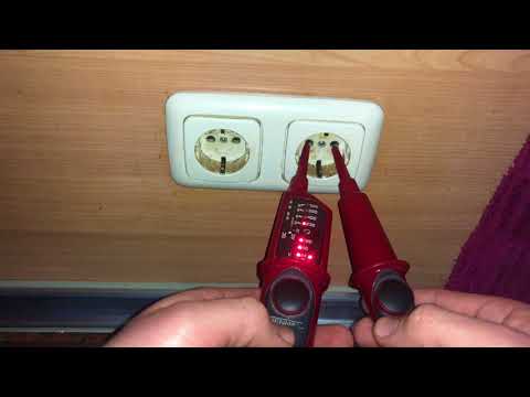 Measuring alternating voltage (socket) with Duspol voltage test instructions