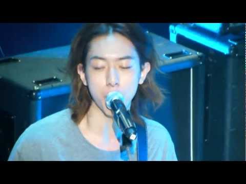 [HD Fancam] 22/09/12 CNBLUE Live in London - Love Revolution (English version)