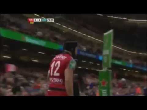 Matt Giteau Drew Mitchell Connect for Brilliant TRY in Final!