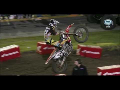 Eli Tomac wheelies through whoops at daytona 2015