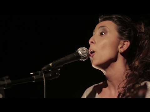 (ao vivo) Michele Leal - Ponta de Areia / Travessia / Desenredo | Oi Levada