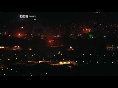 orbital - doctor who theme live at glastonbury 27-06-2004
