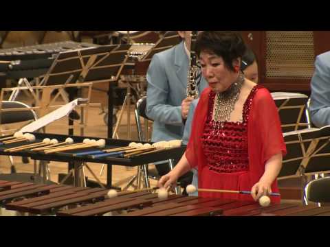 The Wave Impressions Concerto for Marimba and WindOrchestra by Keiko Abe(聖ウルスラ学院英智高校吹奏楽部)