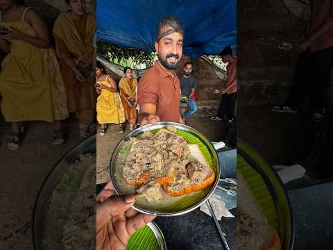 BREAD & CHICKEN STEW!!🤤 | Thrissur Food Spot | Kerala Food