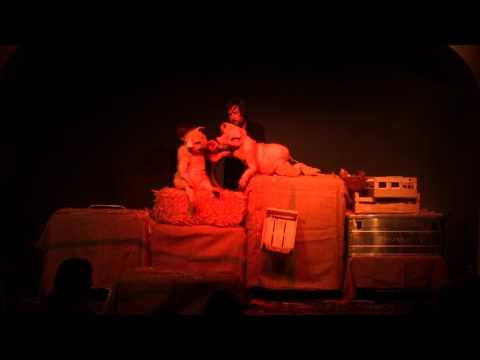 Theater Urknall - Dorothee Carls & Michael Hatzius - Drei Schweine