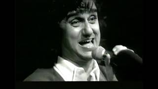 Un disperato bisogno d'amore Music Video