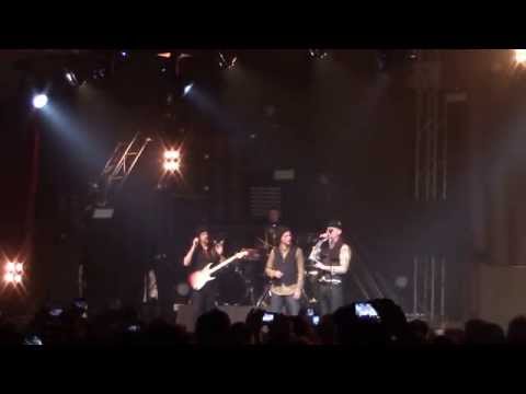 J. Ax feat Valerio Jovine - Un altro viaggio - Live @ Napoli - 18/04/2015