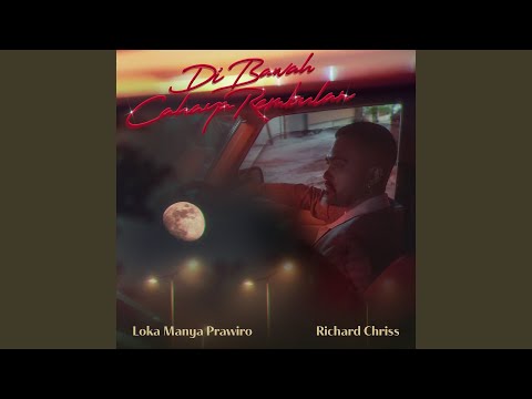 Di Bawah Cahaya Rembulan