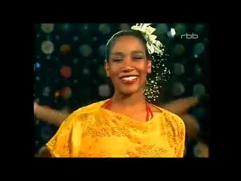 Sister Sledge - Lost In Music (Basement Freaks Edit)