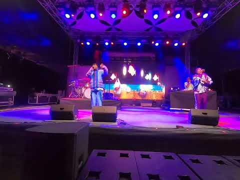 Systema Solar - "Yo voy Ganao" live at Festival Med 25, in Loulé, Portugal.