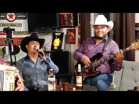 Los Viejones de Linares de Edwin Sandoval - Polvo Maldito