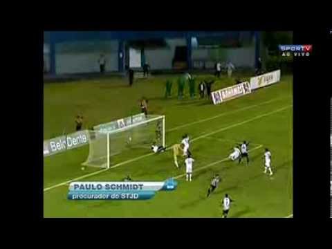 Tupi - Massagista da Aparecidense tira gol do Tupi aos 44 minutos do 2° tempo.Absurdo!