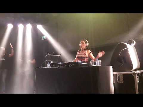 Ysiss @ Deadly Gun Show