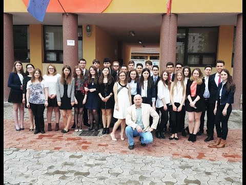 Colegiul National Emil Racovita Album de absolvire cl 12B Iasi